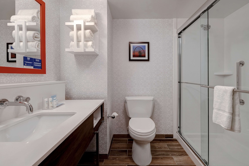 Hampton Inn Crown Point 17/47