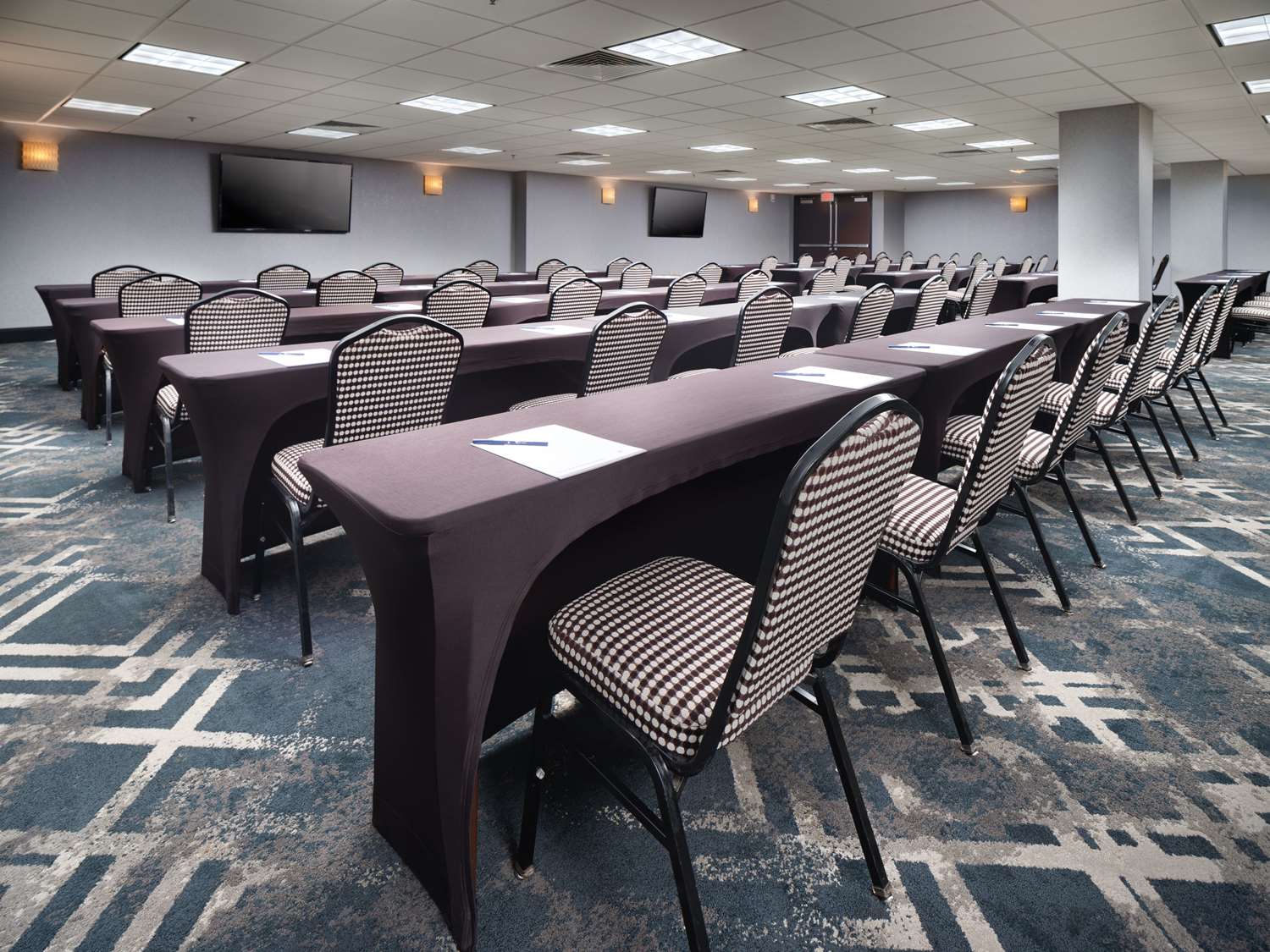 DoubleTree by Hilton Hotel Chattanooga Downtown 22/29