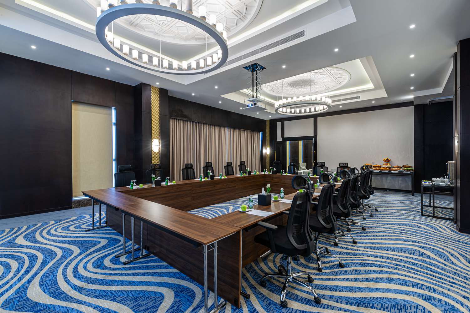 بيست ويسترن بلس تبوك سيتي سنتر(Best Western Plus Tabuk City Center) 34/34