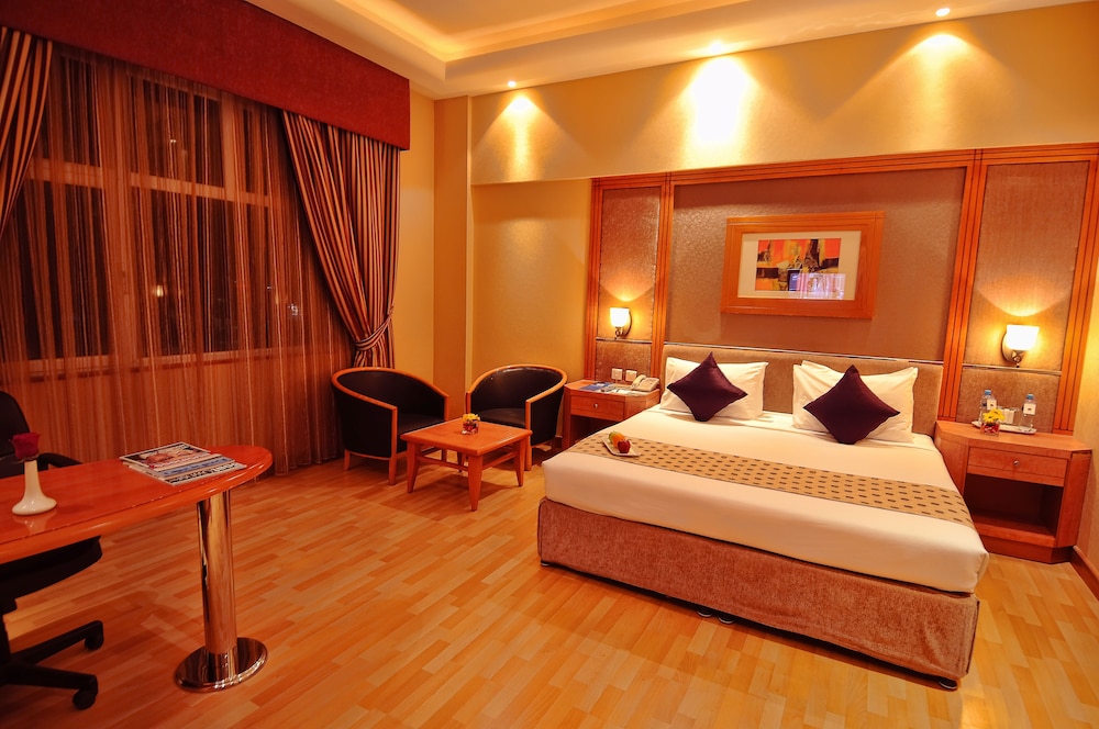 The Juffair Grand Hotel 24/62