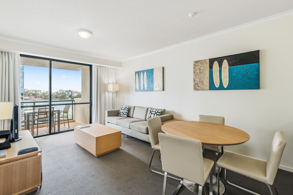 Central Dockside Apartments 30/46