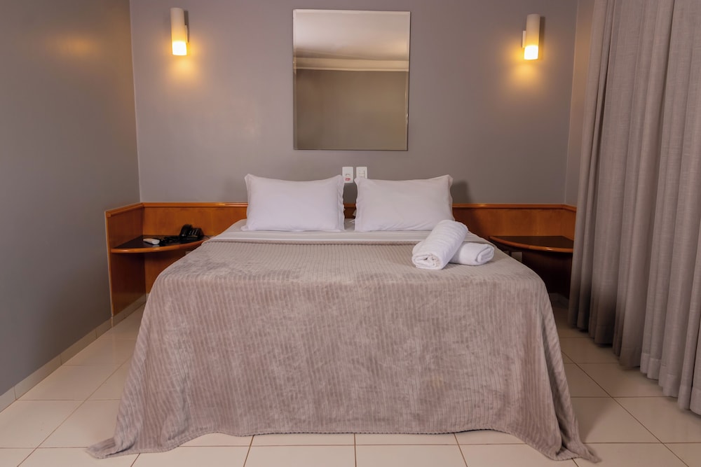 Honorato Plaza Hotel 15/52