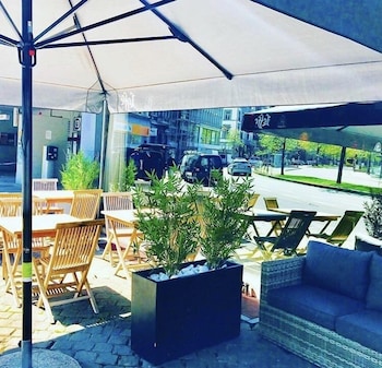 restaurant-cafeteria