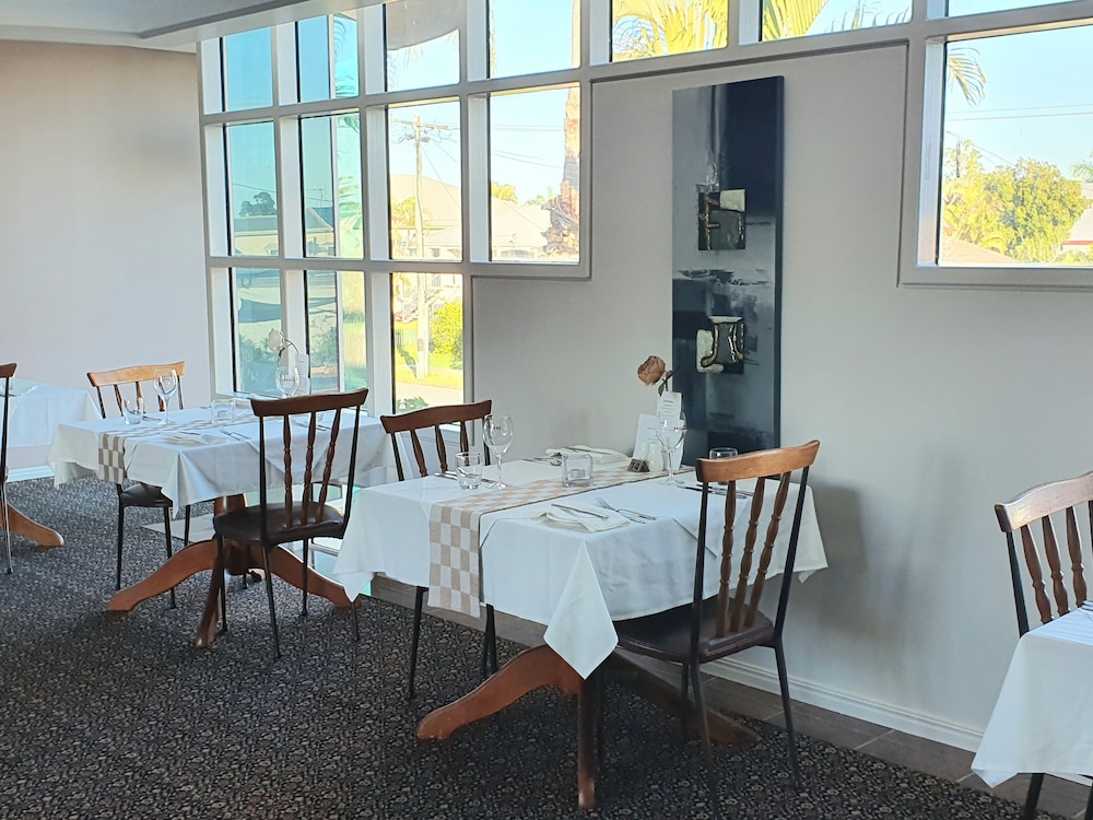 Mcnevin S Maryborough Motel 53/69