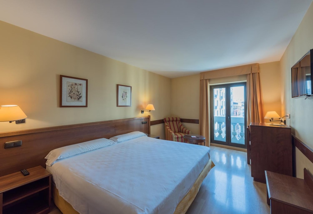 Oriente Hotel 22/58