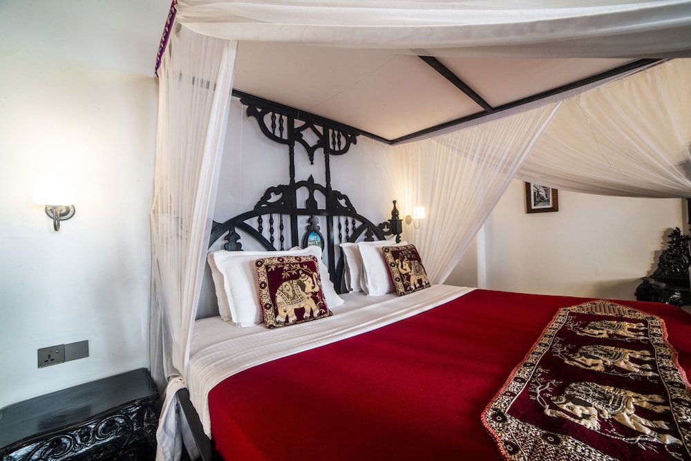 DELUXE, SUITE, BEACH VIEW, BALCONY