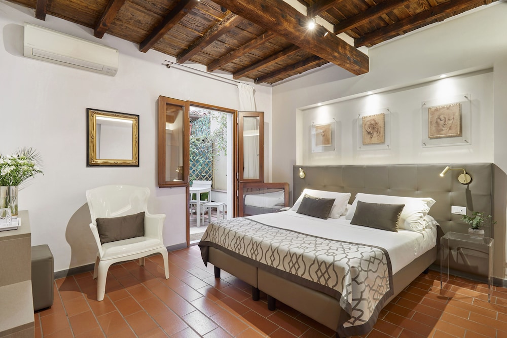 SETTE ANGELI ROOMS 33/72