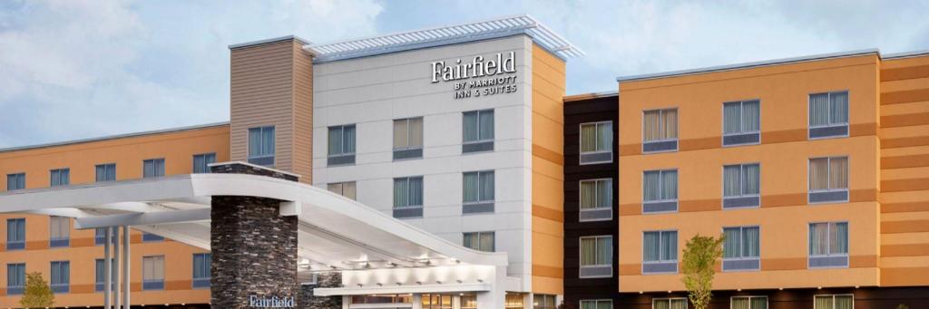Fairfield by Marriott Inn and Suites Detroit Sterling Heights 1/5