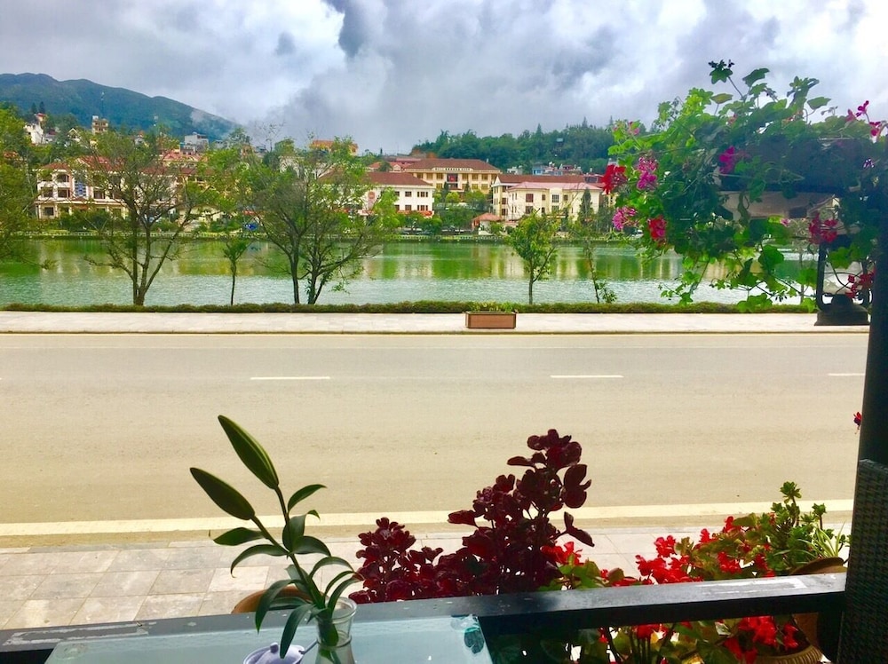 Sapa Lake View Hotel 59/60