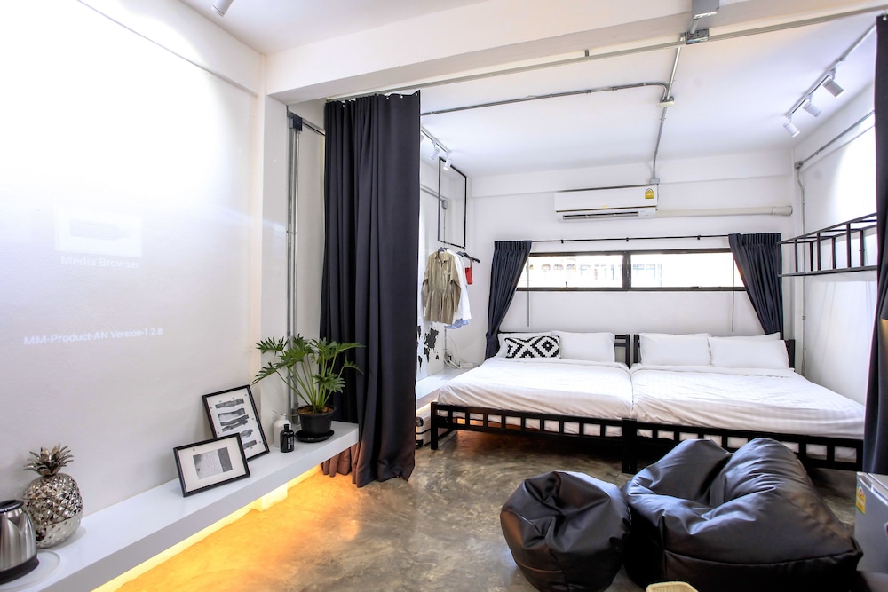 Siam Nitra Boutique Hotel 67/76