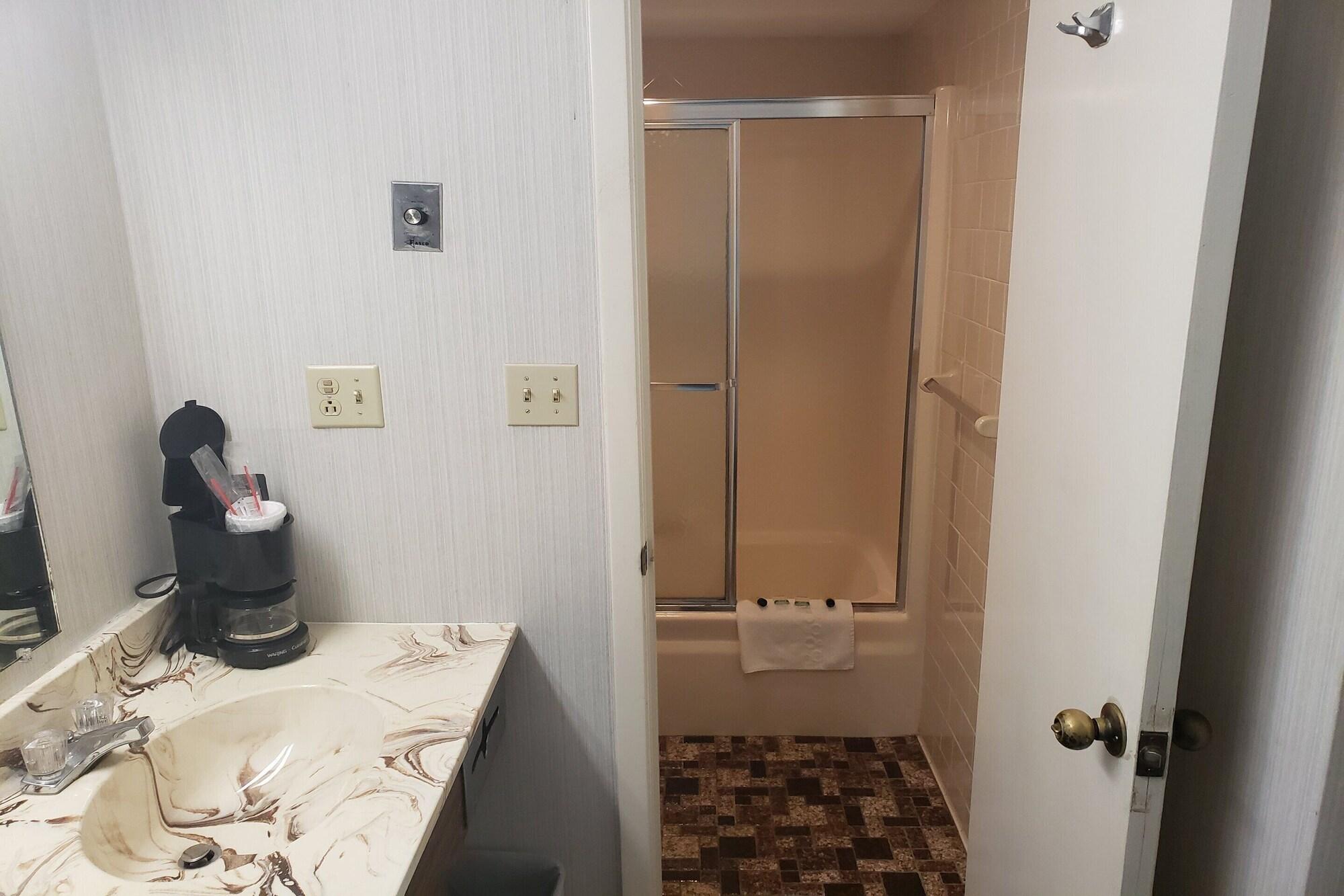 Hotel Whitely City Hwy 27 KY 46/48