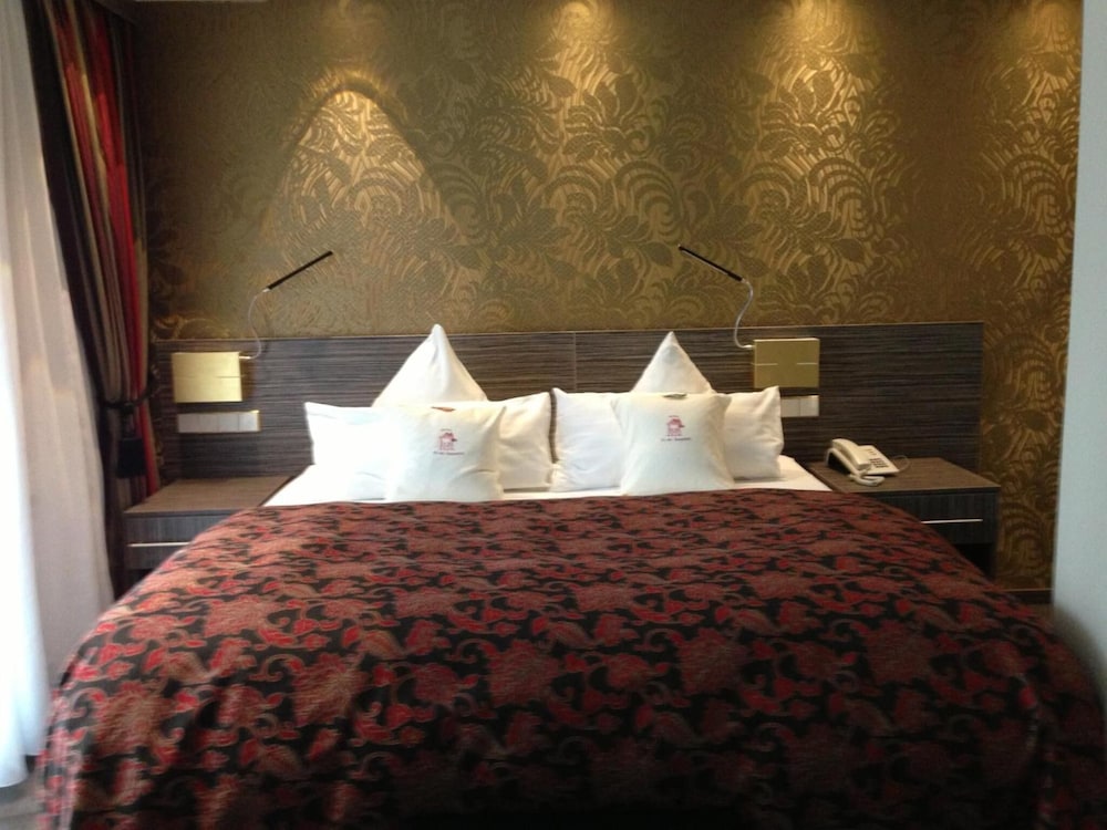 Best Western Premier Hotel An Der Wasserburg 13/68