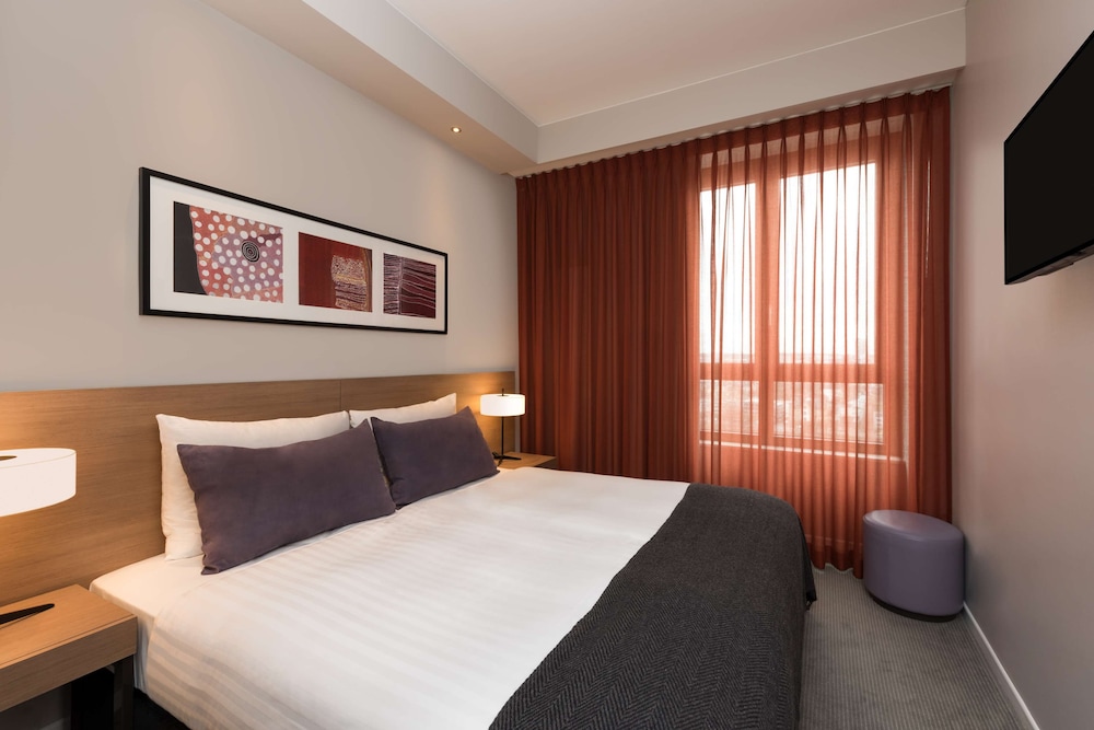 1 BEDROOM, APARTMENT