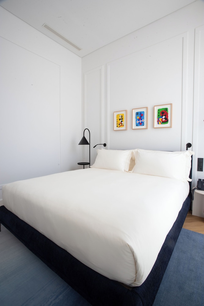 Lisboa, Studio, Queen Bed