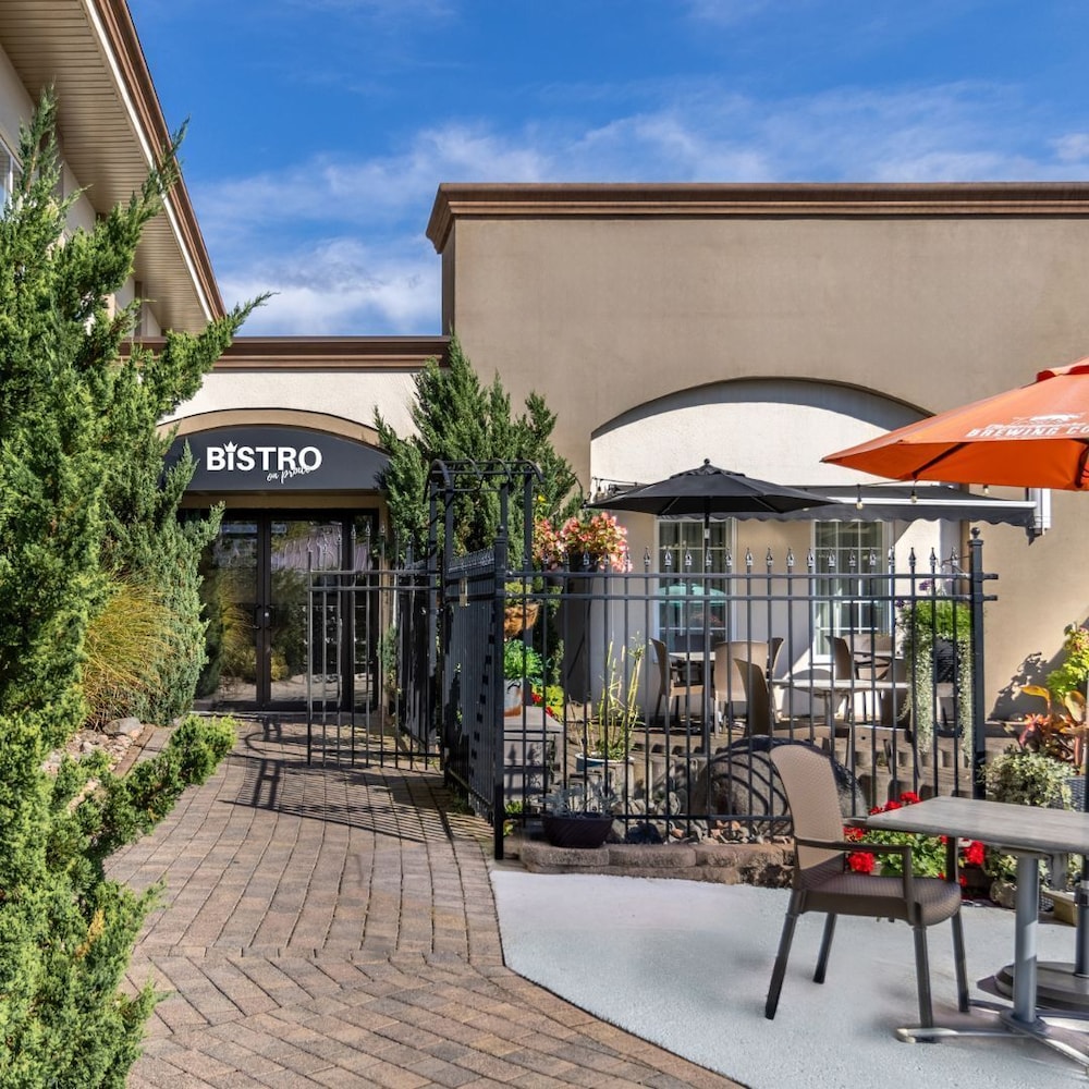 Inn on Prince Hotel and Conference Centre Truro in TRURO - NOVA SCOTIA (CANADA)