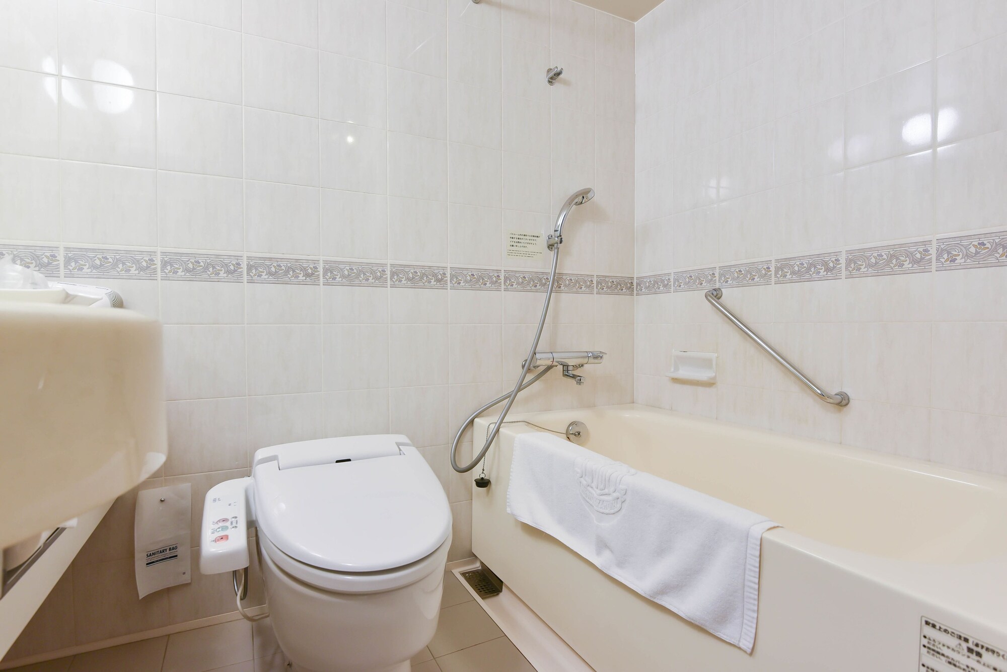 غرفة اقتصادية بسرير مزدوج، New Osaka Hotel Shinsaibashi 3/3