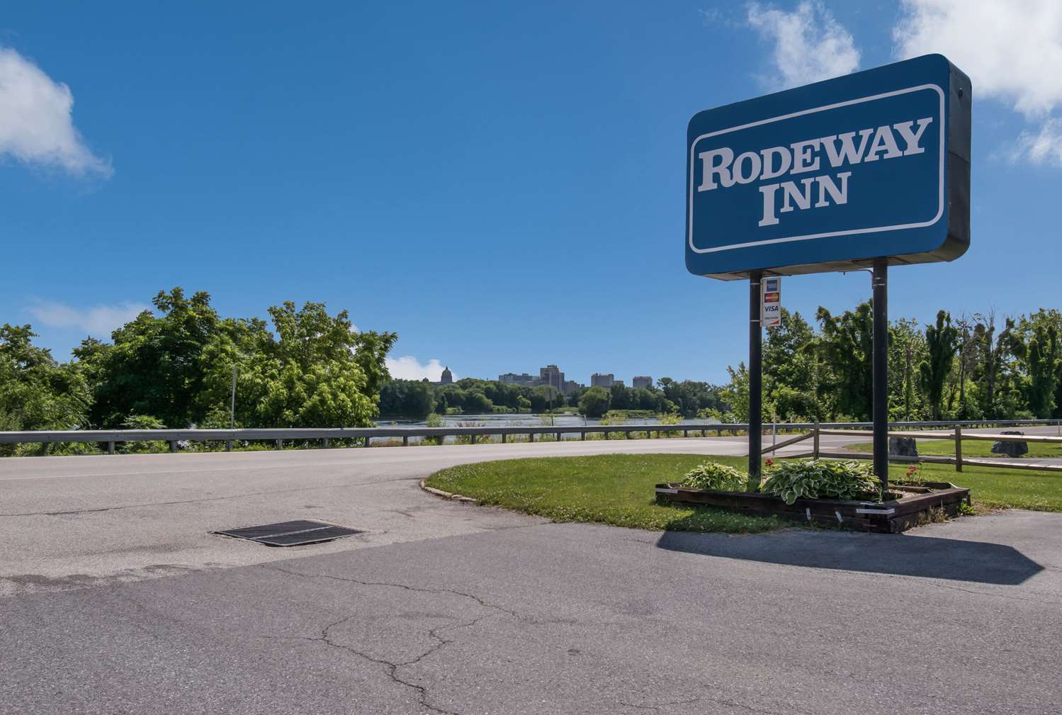 Rodeway Inn Wormleysburg - Harrisburg 35/35