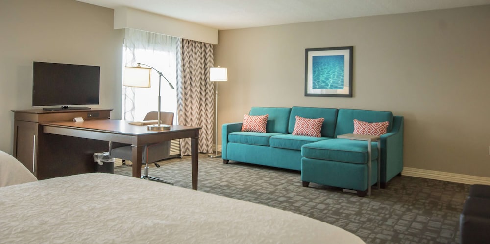 Hampton Inn & Suites Orlando At SeaWorld 36/59