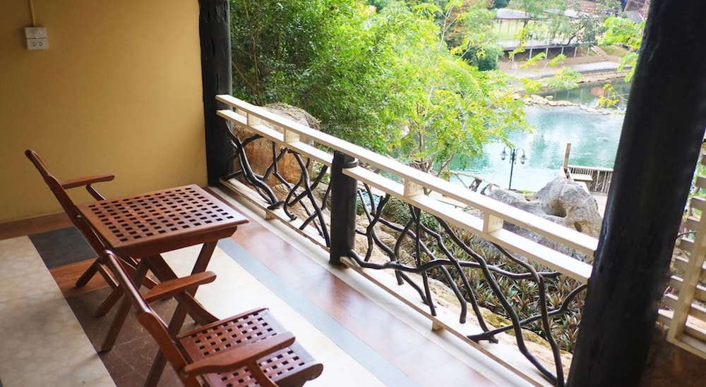 Khaoyai Kiri Thantip Resort 23/38