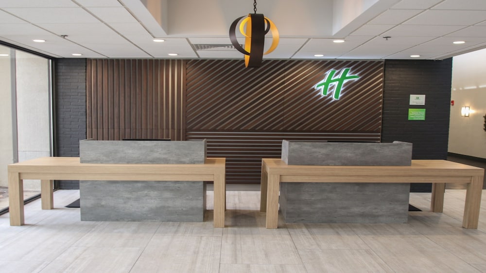Holiday Inn Roanoke Airport-Conference CTR 4/60