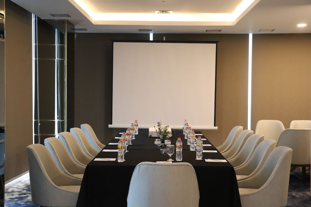 Bigland Hotel Bogor 37/50