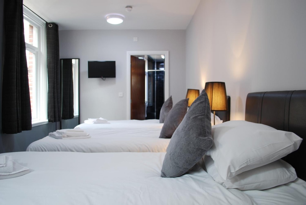 The Liverpool Inn Hotel 21/45