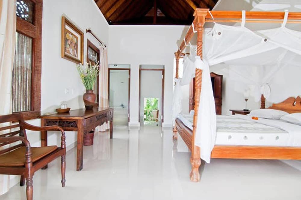 Gusde Tranquil Villas 34/78