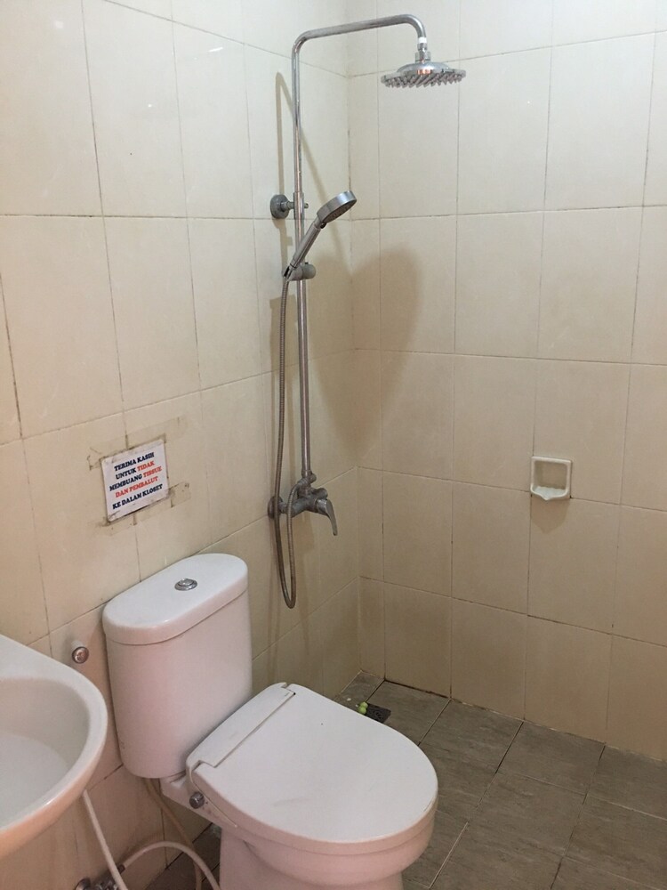 Hotel 68 Lembang 24/27