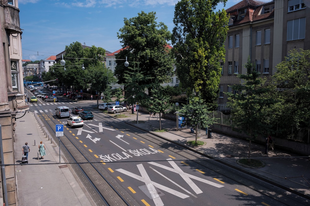 Doma Zagreb 39/49