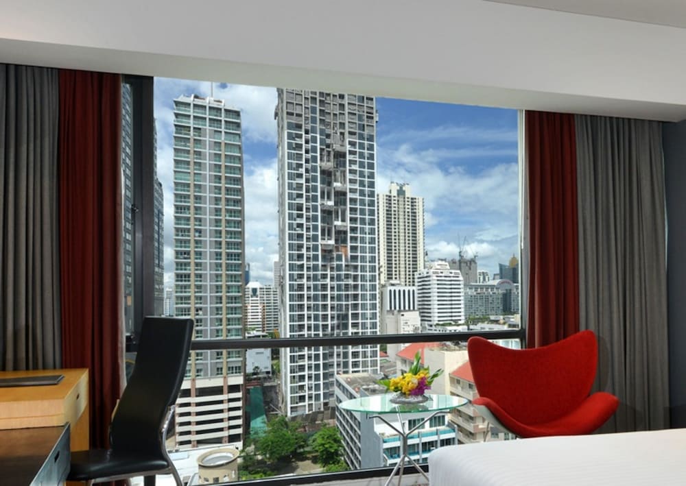 BelAire Bangkok 34/84