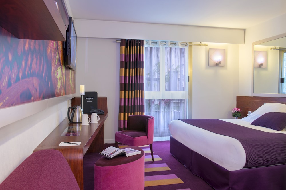 Ampere Hotel 28/80