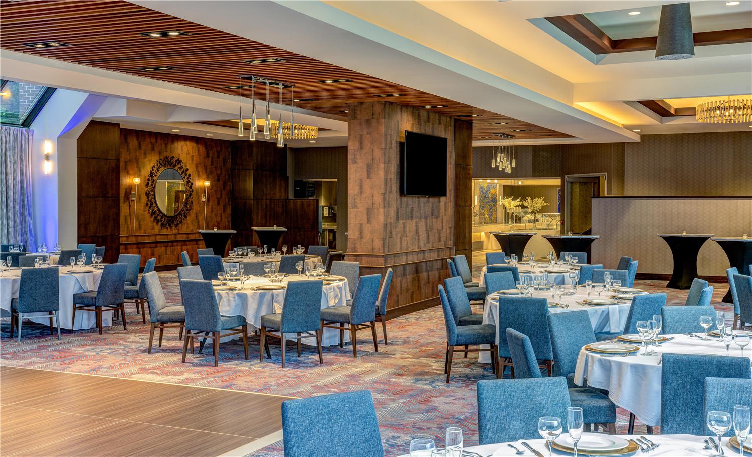 restaurant cafeteria