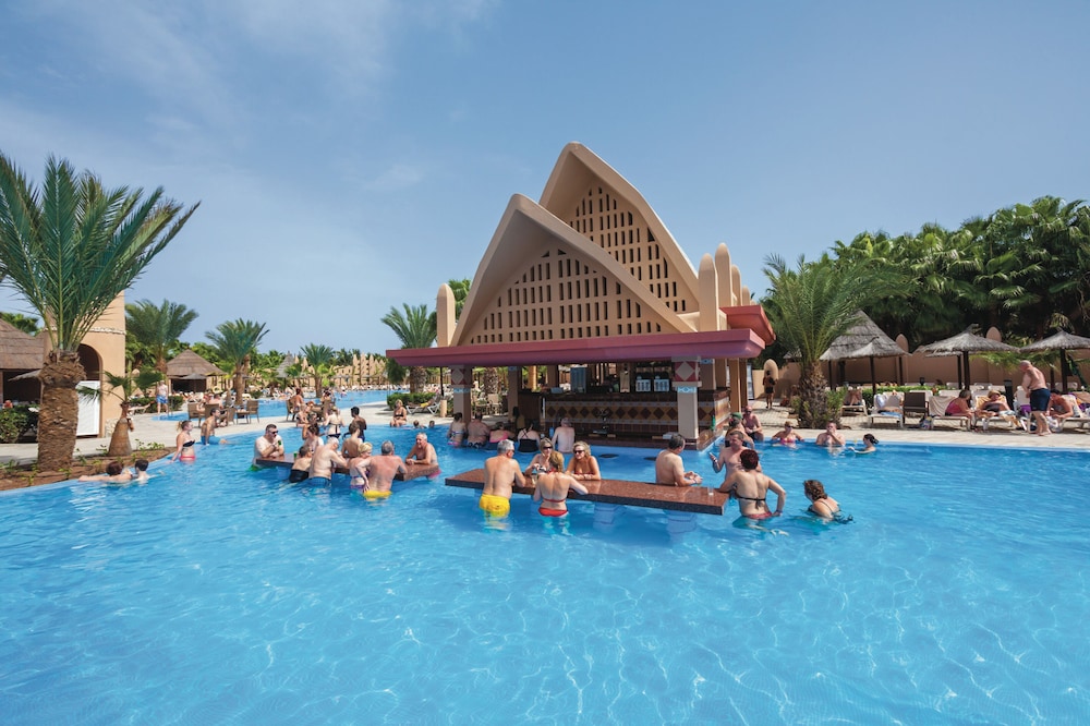 Hotel Riu Funana 25/35