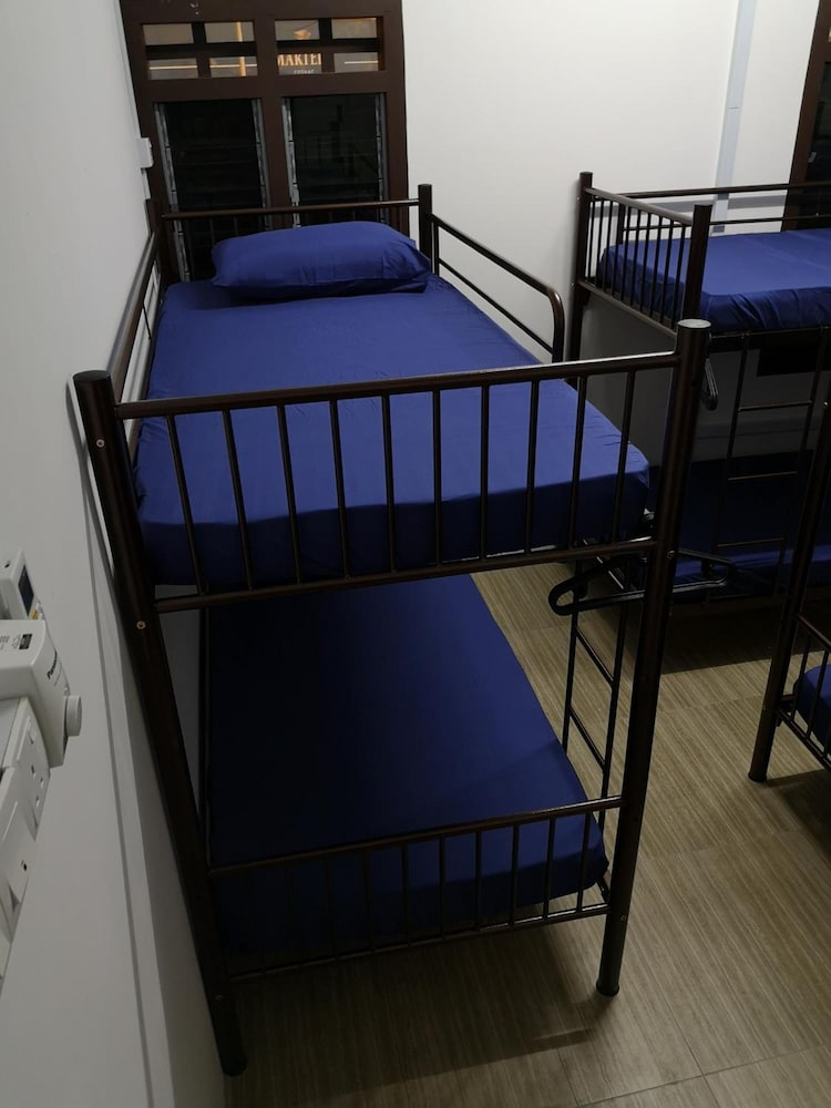 Homey Hostel 36/38