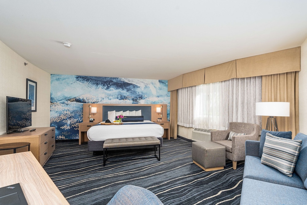 Best Western Plus Marina Gateway Hotel 34/41