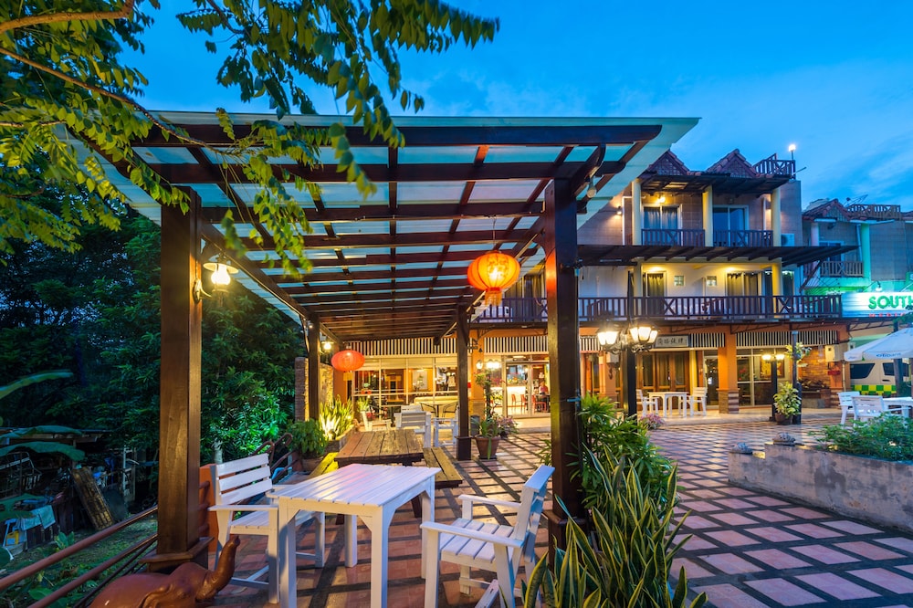 Lanta Thip House 8/58