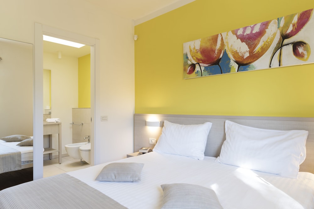 Crvena Luka Family Hotel 11/78