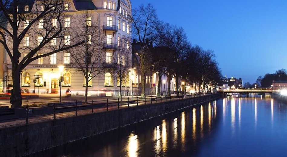 GRAND HOTELL HORNAN 14/15