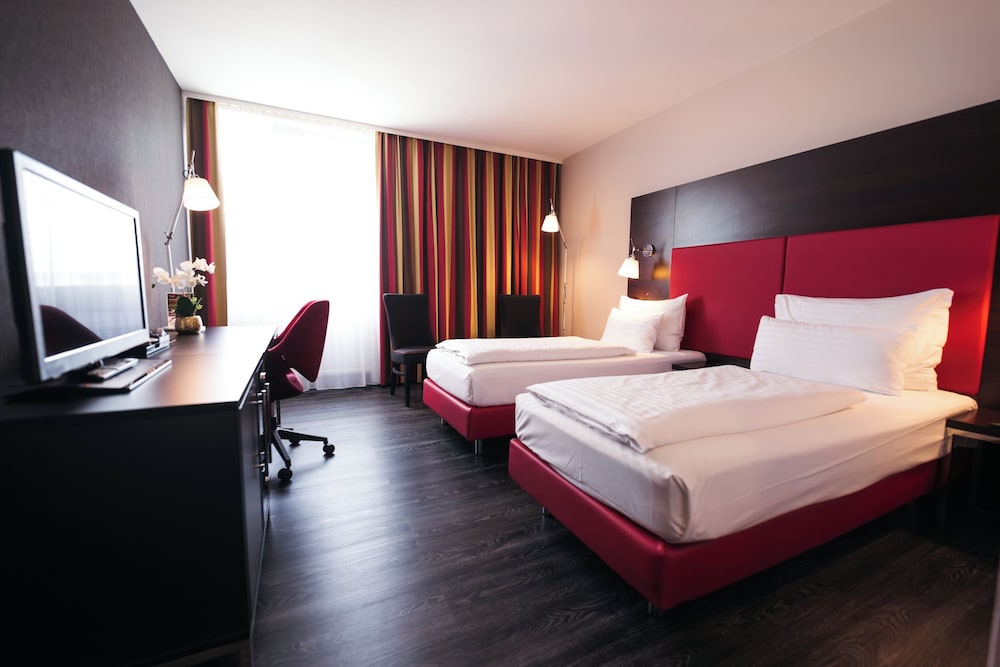 غرفة كومفورت بسريرين منفصلين، PLAZA INN Wels 2/3