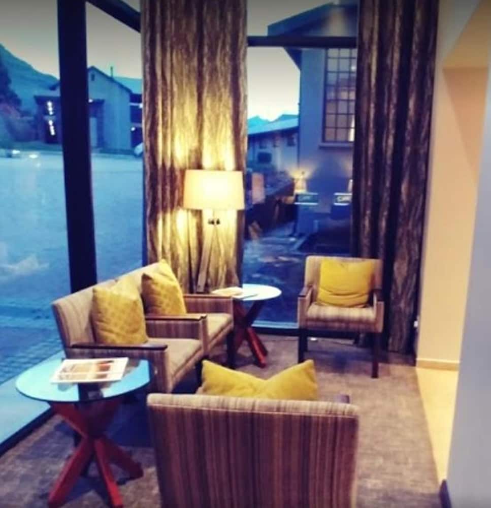 PREMIER RESORT SANI PASS 47/71