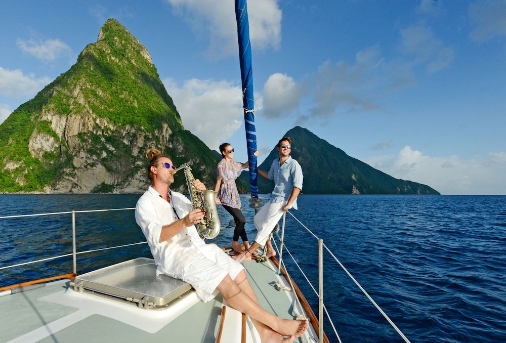 Jade Mountain - Adults Only 21/71