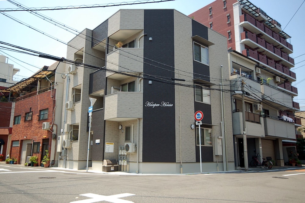 Harper House 44/50