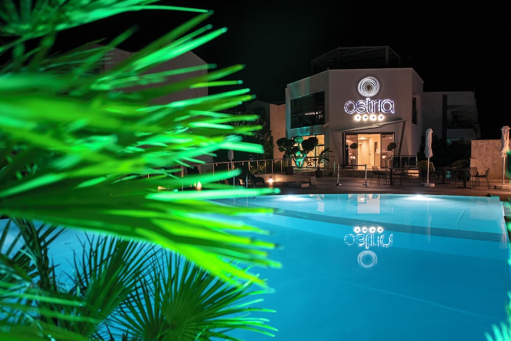 Ostria Sea Side Hotel 21/43