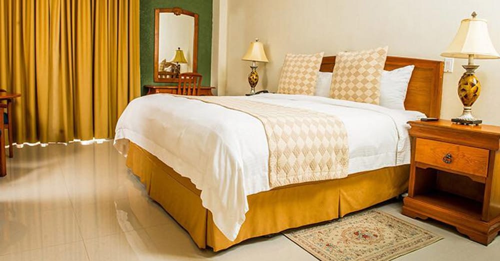 Quinta Real Hotel 24/66