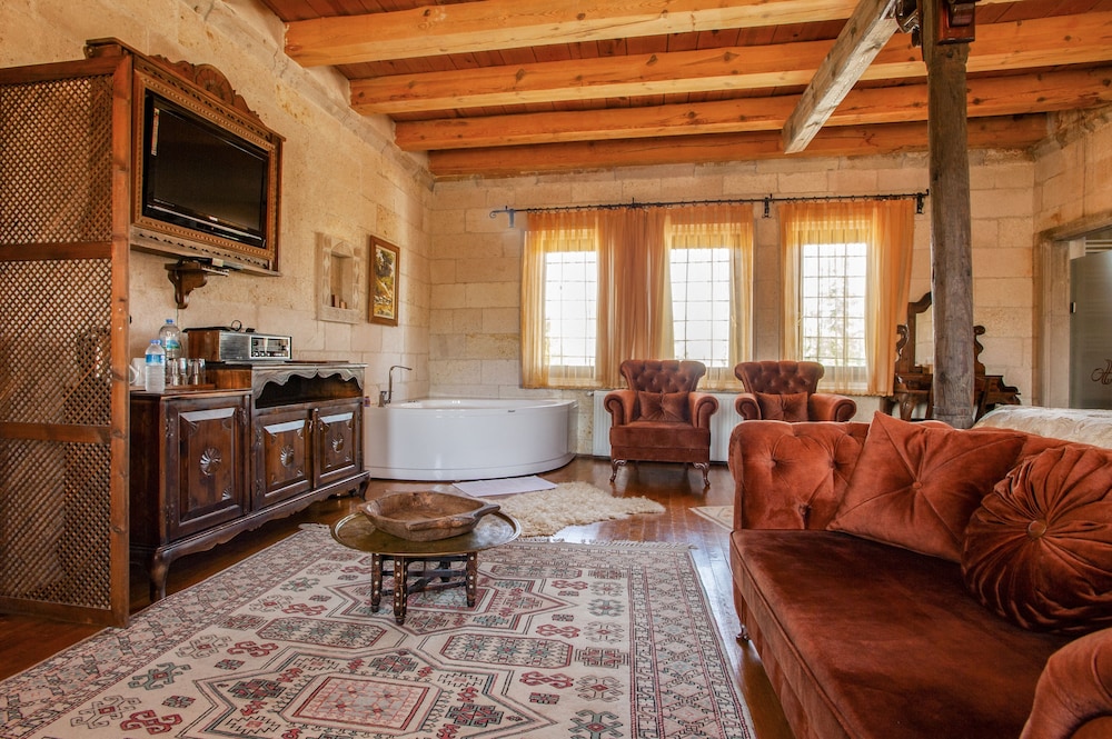 Ottoman Cave Suites 53/77