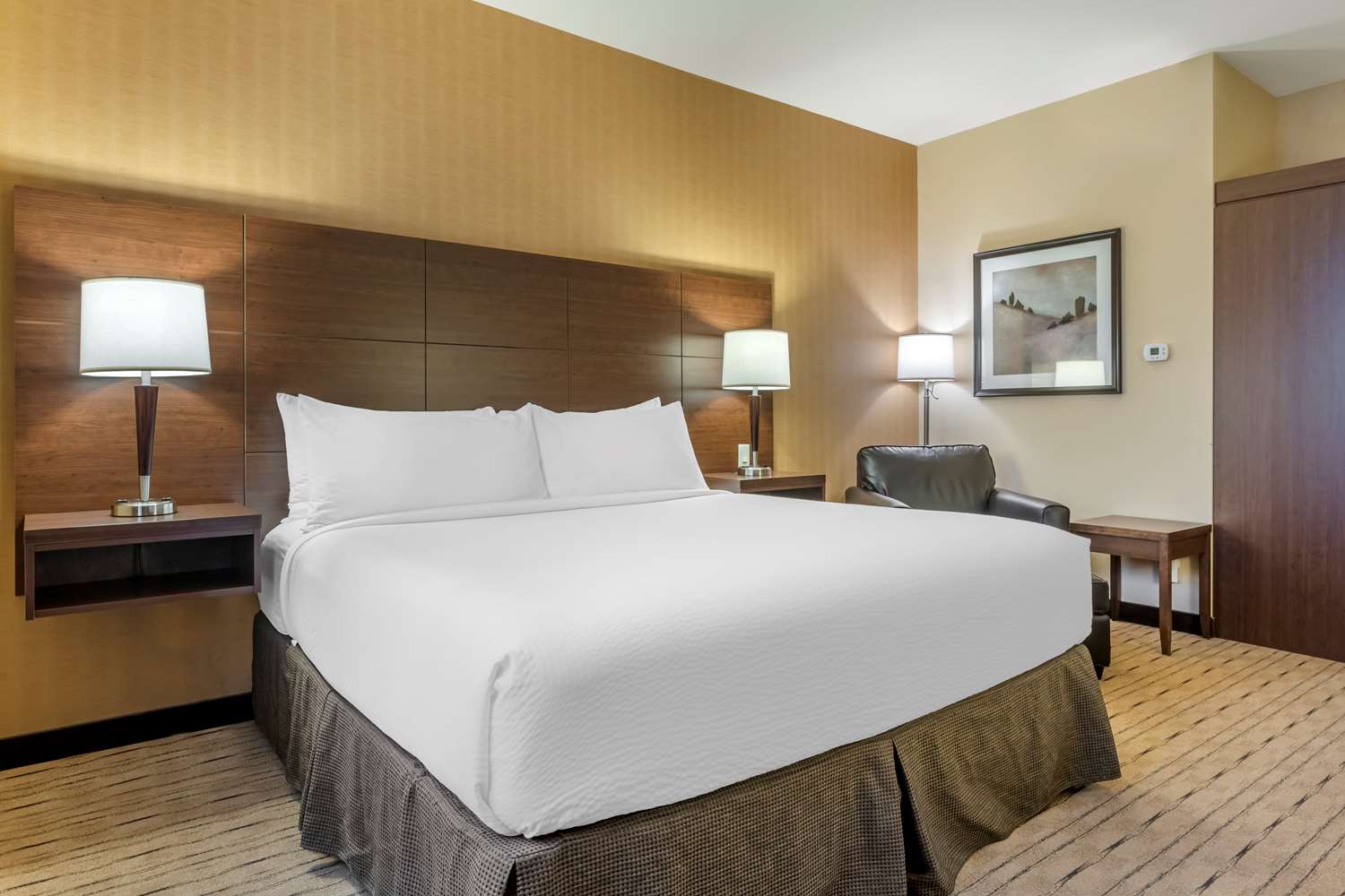 غرفة بسرير كينج، Best Western Plus Bathurst Hotel Suites 3/4