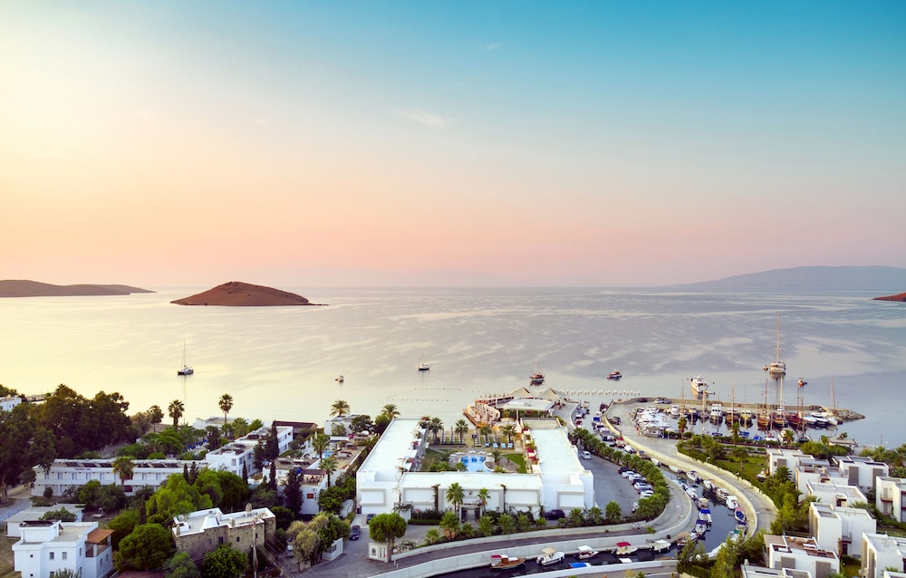 Lugga Boutique Hotel and Beach 30/43