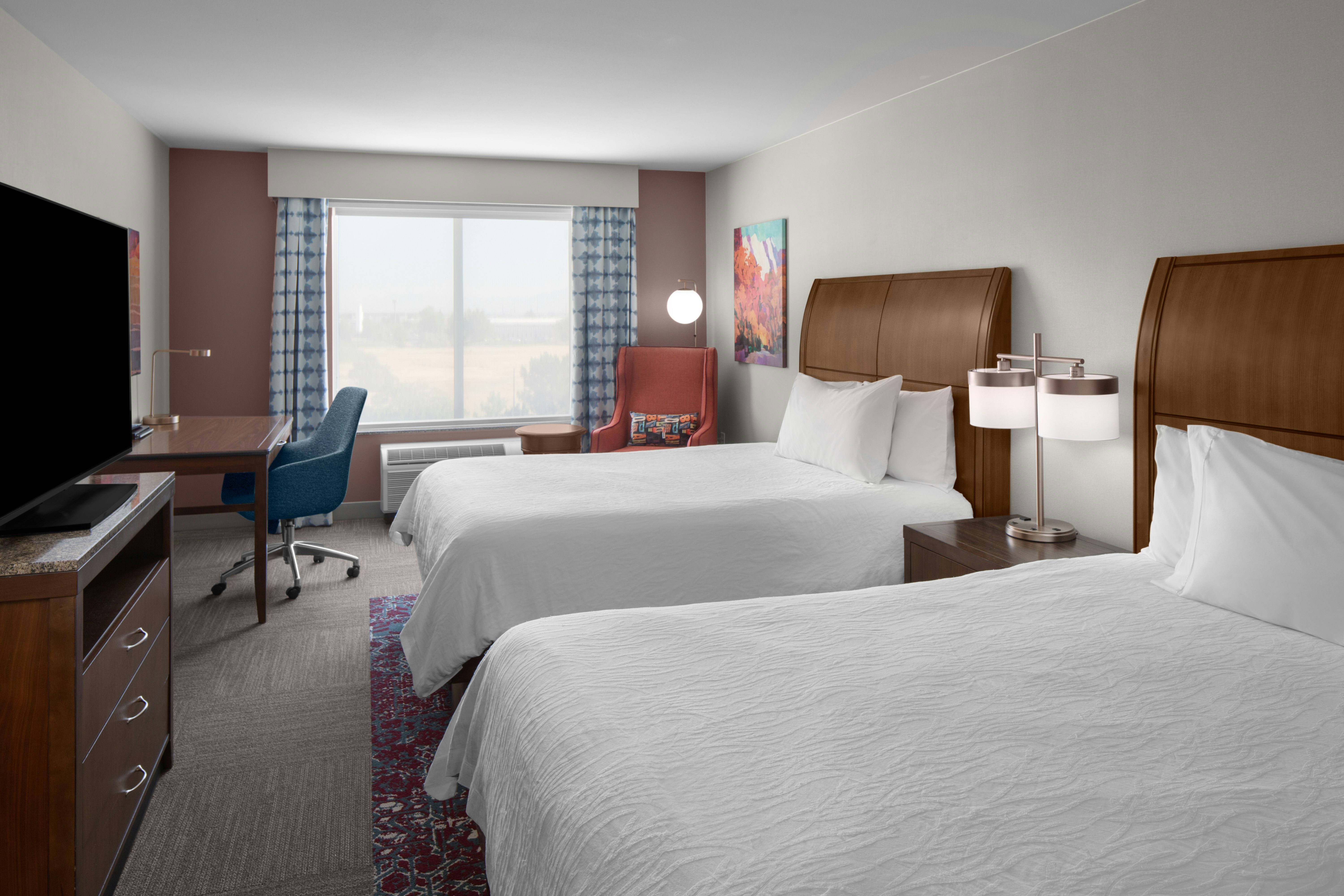 room, 2 queen beds, accessible