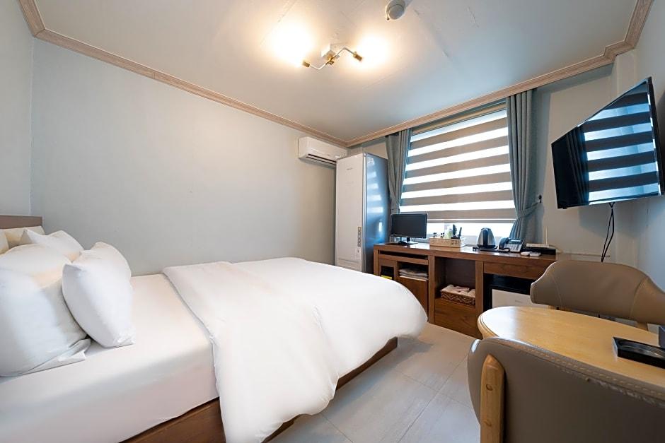 Grand Motel 20/85