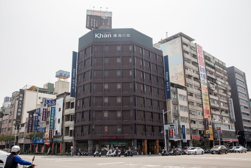 Khan Hotel 1/50
